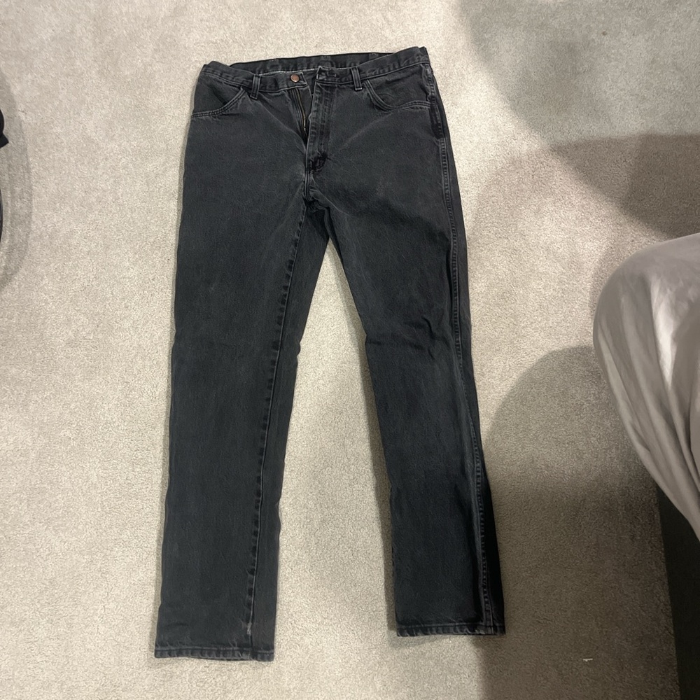 Wrangler Black Straight Jeans Classic Fit